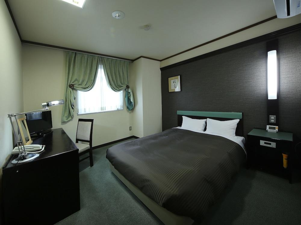 Hotel Matsumoto Yorozuya Buitenkant foto