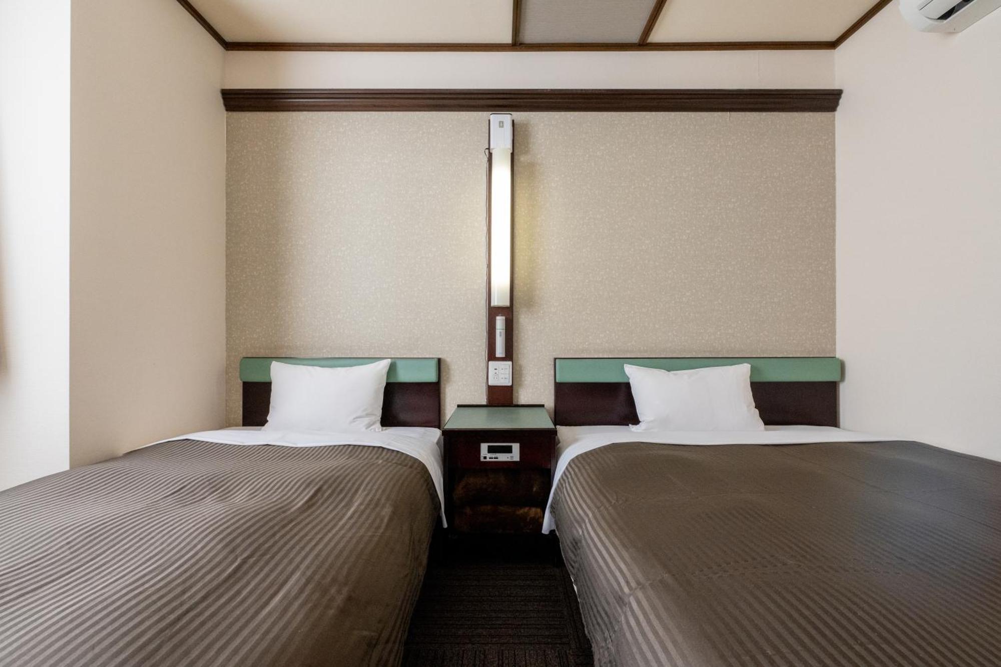 Hotel Matsumoto Yorozuya Buitenkant foto